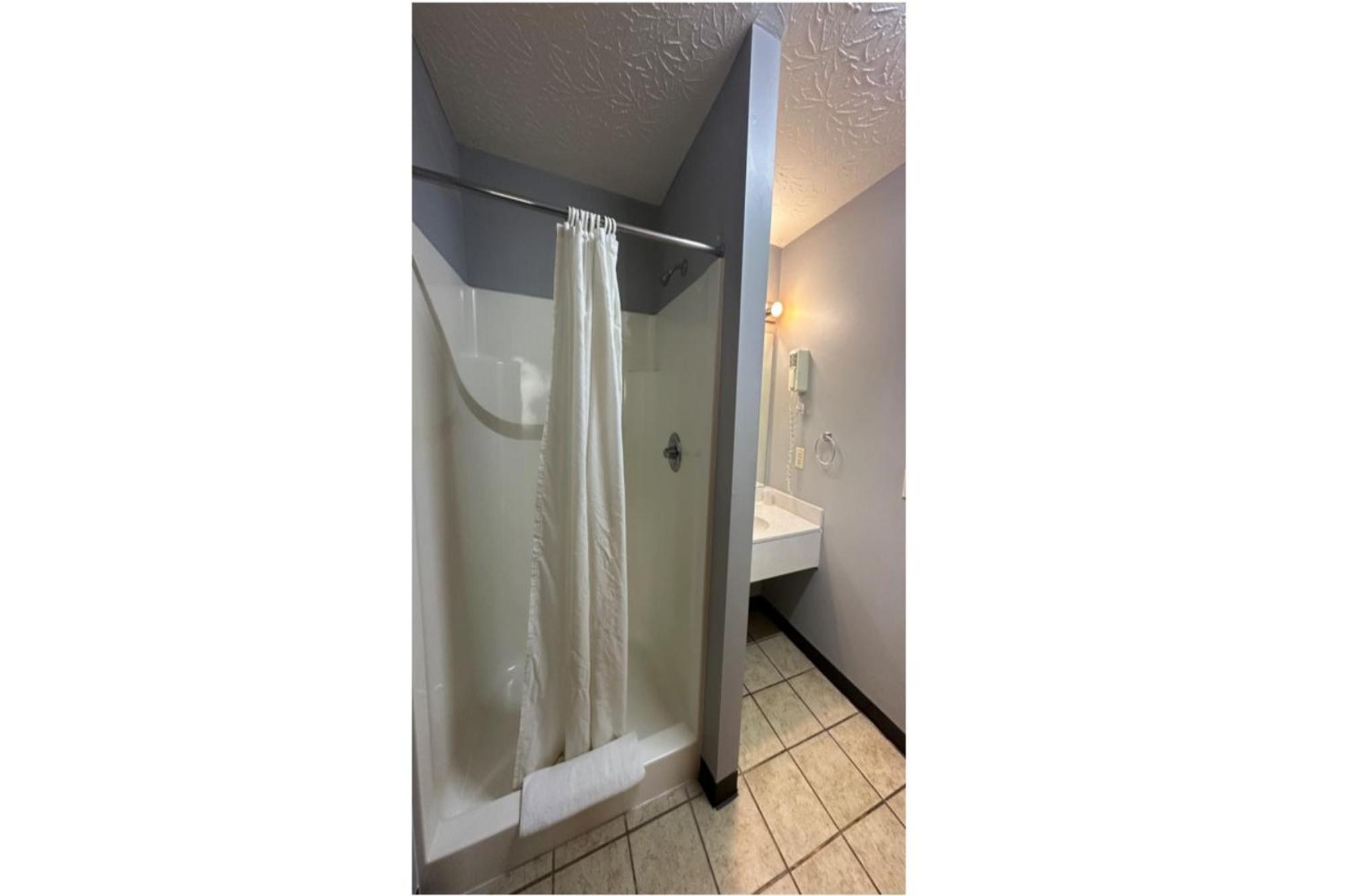 Fairway Inn Florence Indiana מראה חיצוני תמונה